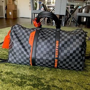 Louis Vuitton Keepall Bandouliere